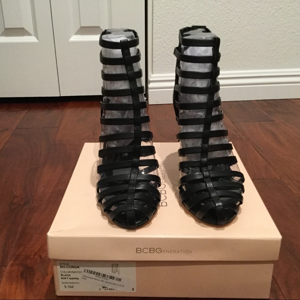 BCBG Shoes - Picture 4 of 7